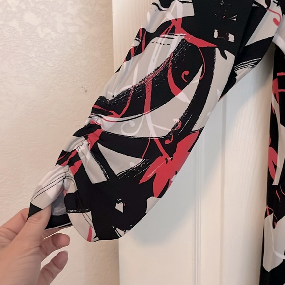 NWOT WOMEN’S PLUS SIZE BLOUSE : SIZE 3X - Picture 2 of 4